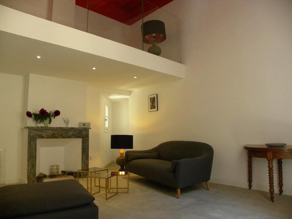 La Terrasse Du Marche Aux Fleurs Apartment Montpellier Exterior photo